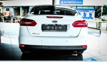 2017 Ford Focus Sedan 1.5T Trend full