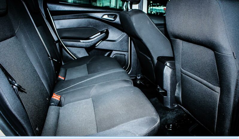 2017 Ford Focus Sedan 1.5T Trend full