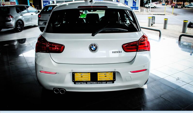 2018 BMW 1 Series 120i 5-Door Auto full