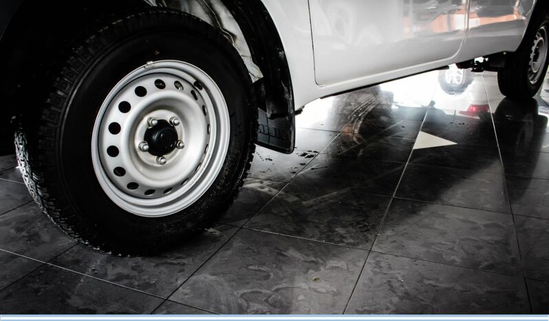 2025 Toyota Hilux 2.0 VVTi full