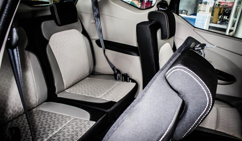 2026 Renault Triber 1.0 Techno full